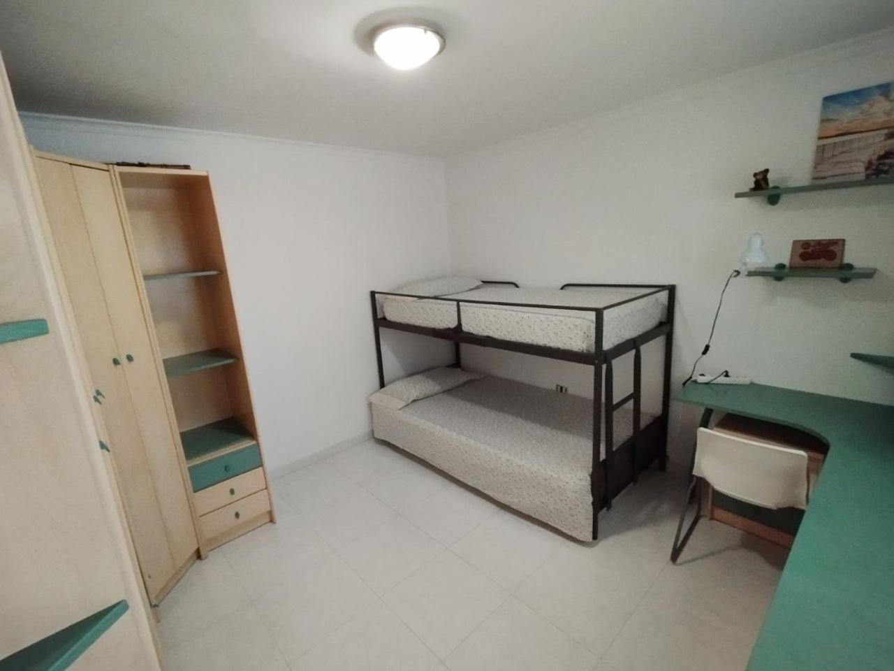 Tango House Guest house *